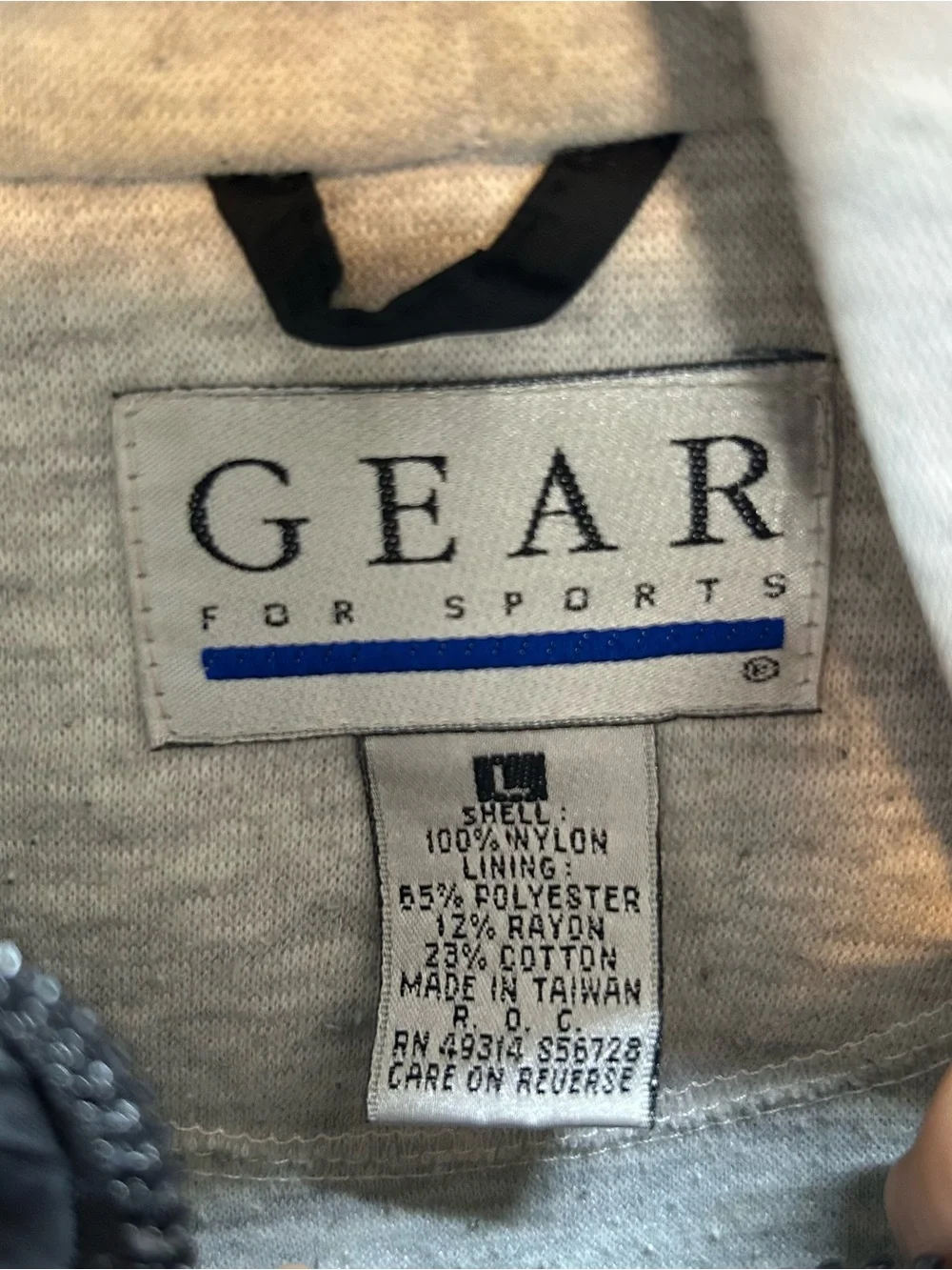 Gear For Sports zipper tab